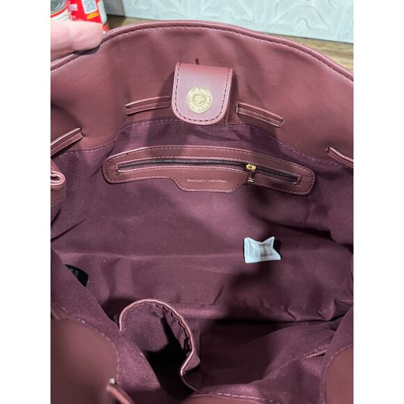 Badgley Mischka Wine Vegan Leather Crossbody Bag NWT - Picture 8 of 8